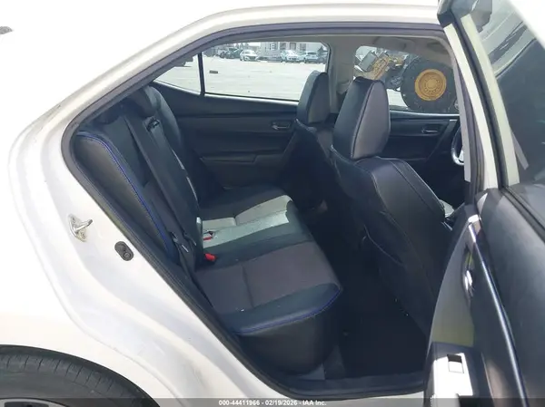 5YFBURHEXJP817274 2018 TOYOTA COROLLA - Image 8