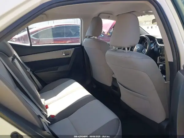 5YFBURHEXJP817730 2018 TOYOTA COROLLA - Image 8