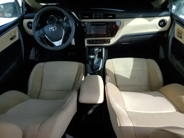 5YFBURHEXJP819204 2018 TOYOTA COROLLA - Image 8