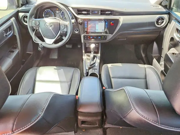 5YFBURHEXJP823043 2018 TOYOTA COROLLA - Image 8
