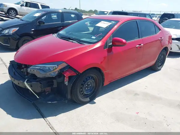 5YFBURHEXJP824838 2018 TOYOTA COROLLA - Image 2