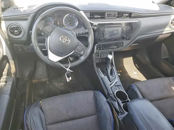5YFBURHEXJP826332 2018 TOYOTA COROLLA - Image 8