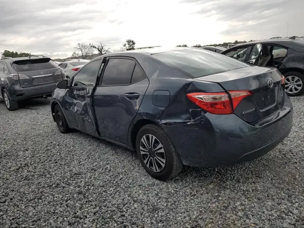 5YFBURHEXJP827397 2018 TOYOTA COROLLA - Image 2