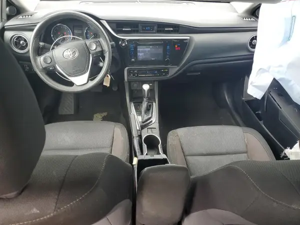 5YFBURHEXJP828842 2018 TOYOTA COROLLA - Image 8