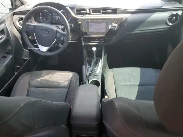5YFBURHEXJP830297 2018 TOYOTA COROLLA - Image 8