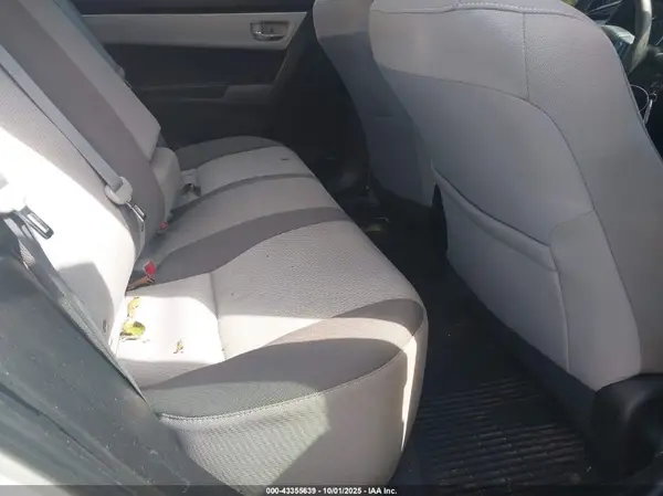 5YFBURHEXJP833667 2018 TOYOTA COROLLA - Image 8