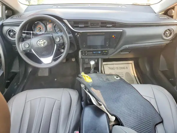 5YFBURHEXJP836259 2018 TOYOTA COROLLA - Image 8