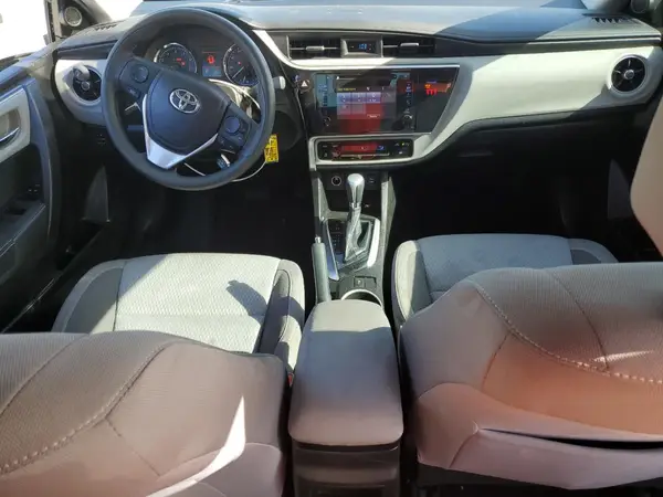 5YFBURHEXJP836519 2018 TOYOTA COROLLA - Image 8
