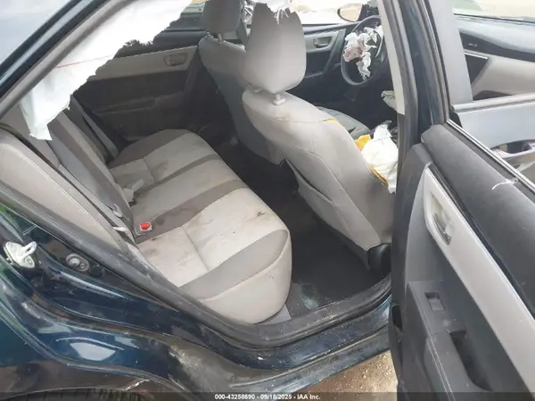 5YFBURHEXJP837458 2018 TOYOTA COROLLA - Image 8