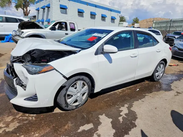 5YFBURHEXJP839114 2018 TOYOTA COROLLA - Image 1