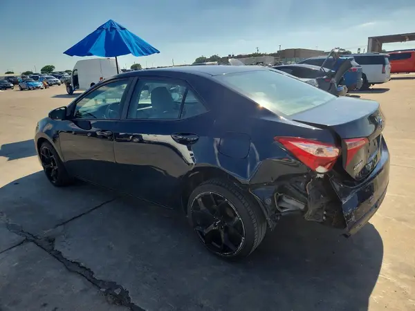 5YFBURHEXJP839999 2018 TOYOTA COROLLA - Image 2