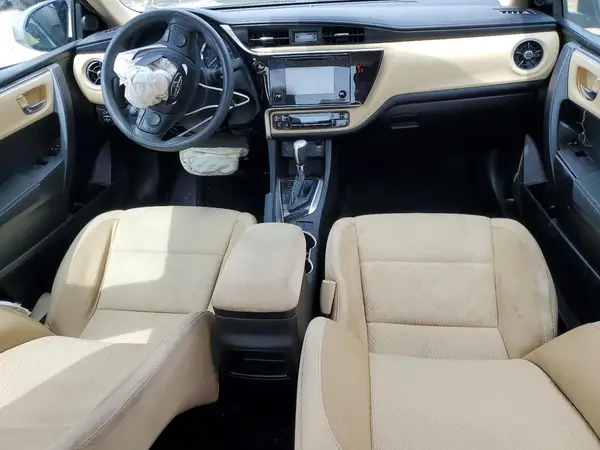 5YFBURHEXJP842434 2018 TOYOTA COROLLA - Image 8