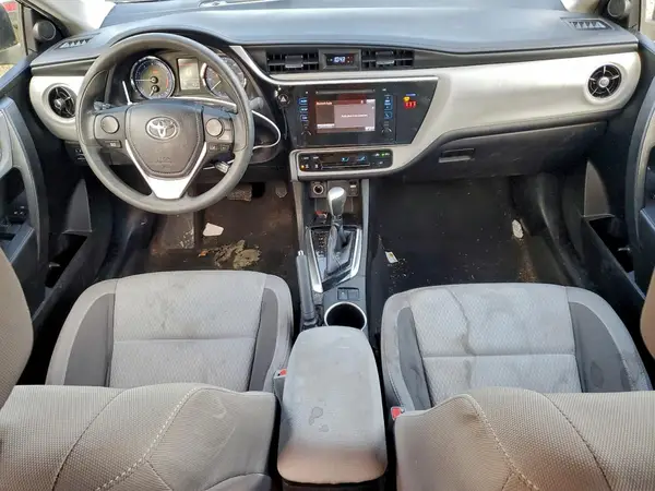 5YFBURHEXJP846225 2018 TOYOTA COROLLA - Image 8