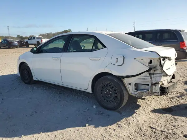 5YFBURHEXJP846595 2018 TOYOTA COROLLA - Image 2