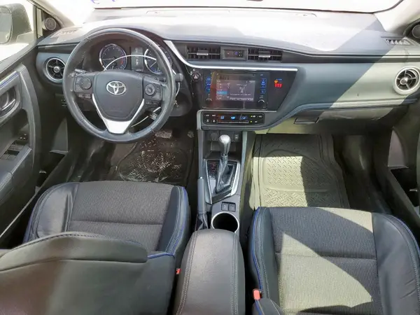 5YFBURHEXJP846659 2018 TOYOTA COROLLA - Image 8