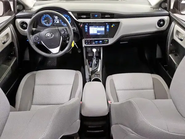 5YFBURHEXJP847939 2018 TOYOTA COROLLA - Image 8