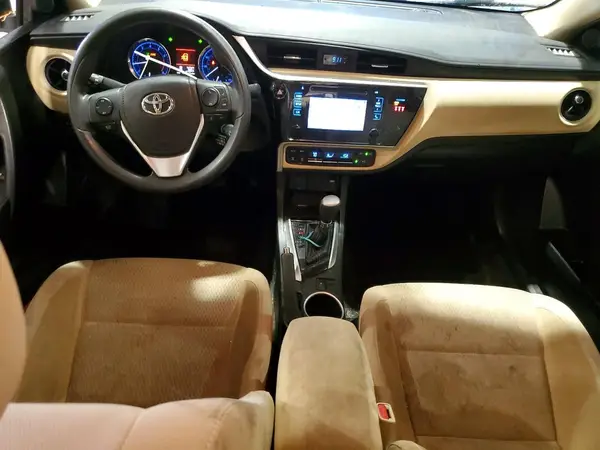 5YFBURHEXJP848492 2018 TOYOTA COROLLA - Image 8