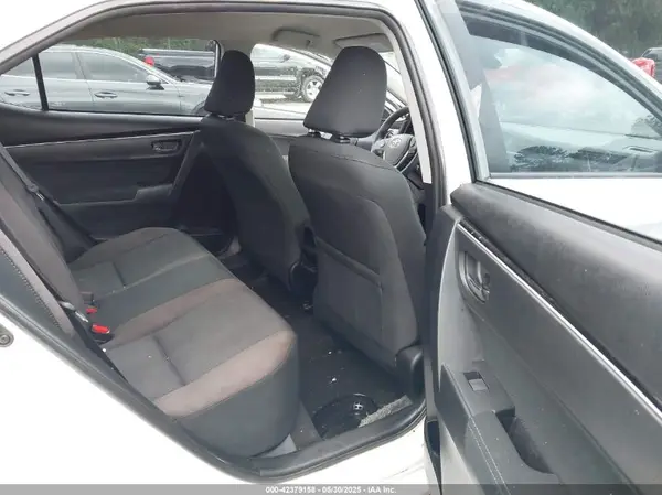 5YFBURHEXJP850856 2018 TOYOTA COROLLA - Image 8