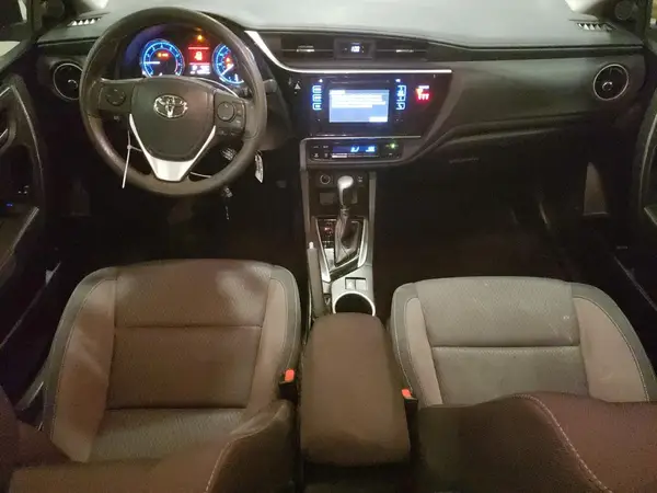 5YFBURHEXJP851067 2018 TOYOTA COROLLA - Image 8
