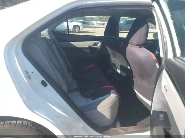 5YFBURHEXJP851683 2018 TOYOTA COROLLA - Image 8