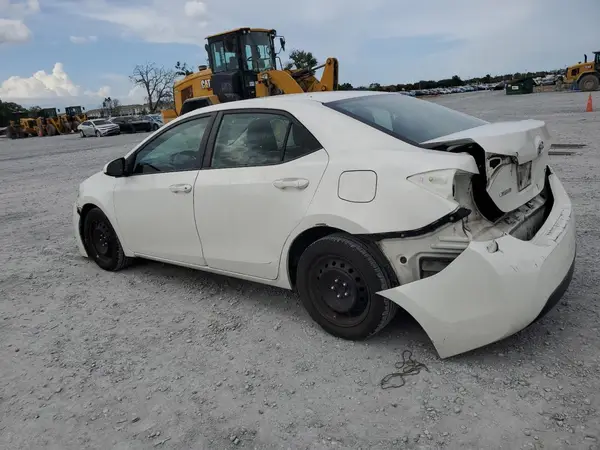 5YFBURHEXJP854499 2018 TOYOTA COROLLA - Image 2