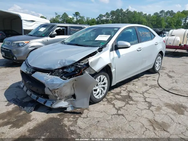 5YFBURHEXKP856528 2019 TOYOTA COROLLA - Image 2