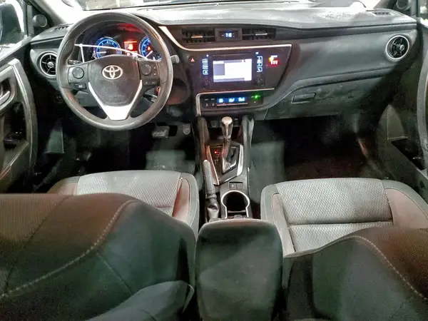 5YFBURHEXKP865679 2019 TOYOTA COROLLA - Image 8