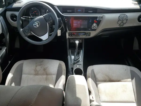 5YFBURHEXKP865844 2019 TOYOTA COROLLA - Image 8
