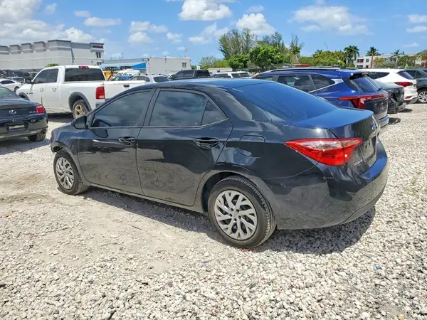5YFBURHEXKP868727 2019 TOYOTA COROLLA - Image 2