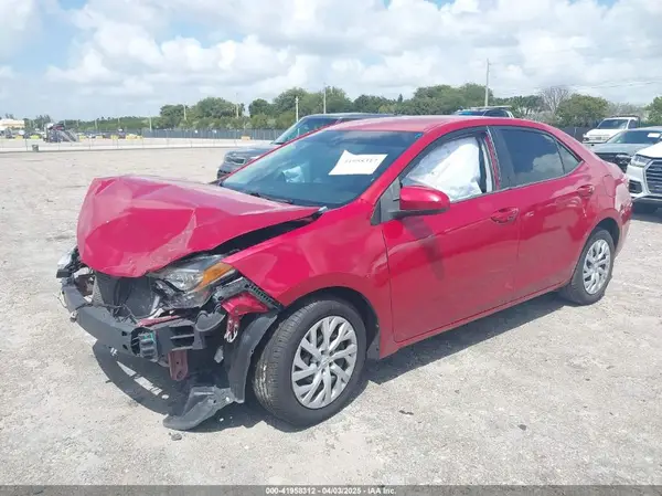 5YFBURHEXKP875855 2019 TOYOTA COROLLA - Image 2