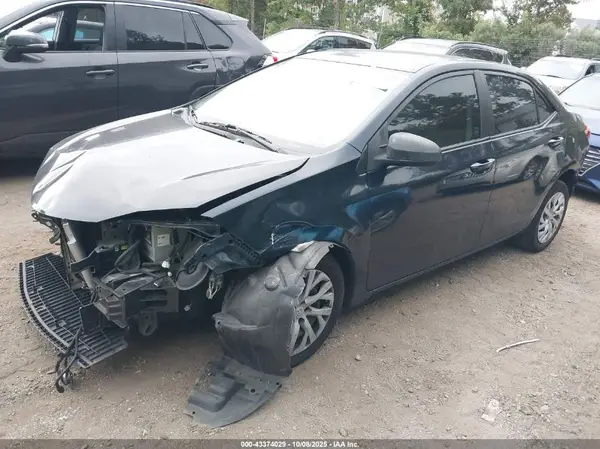 5YFBURHEXKP876469 2019 TOYOTA COROLLA - Image 2