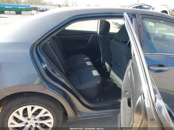 5YFBURHEXKP876925 2019 TOYOTA COROLLA - Image 8