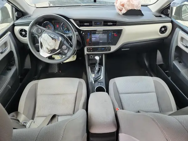 5YFBURHEXKP877900 2019 TOYOTA COROLLA - Image 8