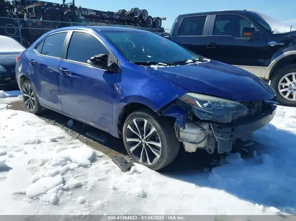 5YFBURHEXKP879968 2019 TOYOTA COROLLA - Image 1