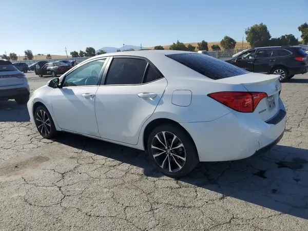 5YFBURHEXKP881316 2019 TOYOTA COROLLA - Image 2