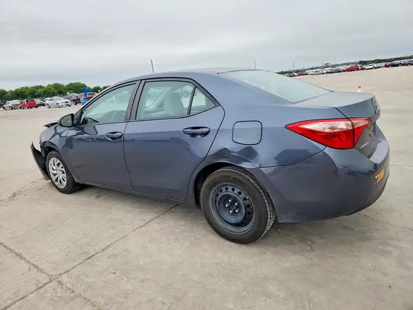 5YFBURHEXKP883793 2019 TOYOTA COROLLA - Image 2