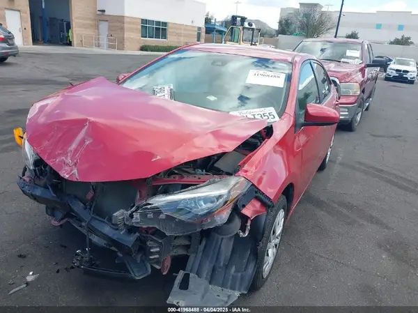 5YFBURHEXKP885186 2019 TOYOTA COROLLA - Image 2