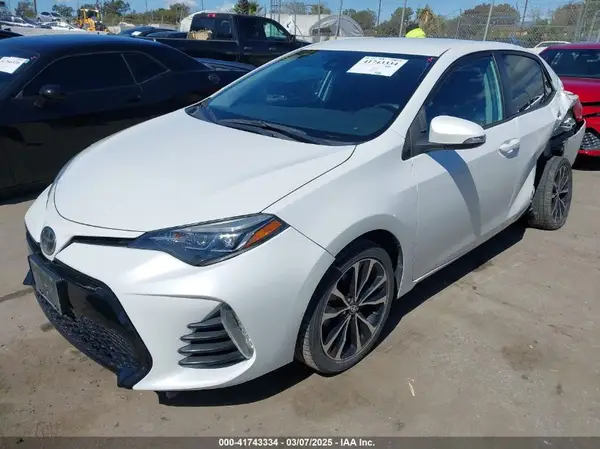 5YFBURHEXKP885401 2019 TOYOTA COROLLA - Image 2