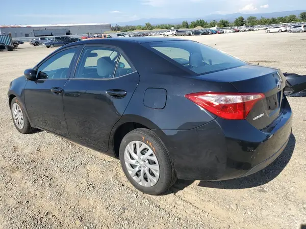 5YFBURHEXKP886872 2019 TOYOTA COROLLA - Image 2