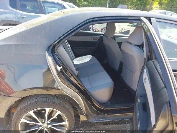 5YFBURHEXKP887925 2019 TOYOTA COROLLA - Image 8