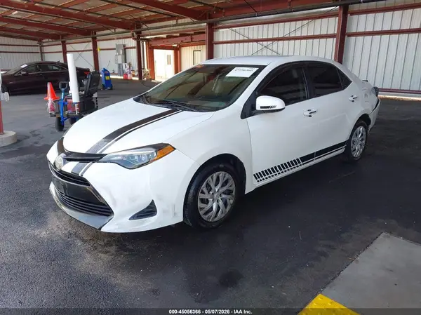 5YFBURHEXKP889772 2019 TOYOTA COROLLA - Image 2