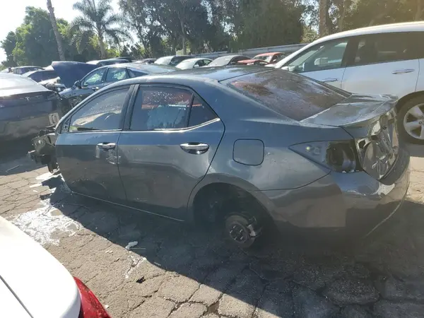5YFBURHEXKP890176 2019 TOYOTA COROLLA - Image 2