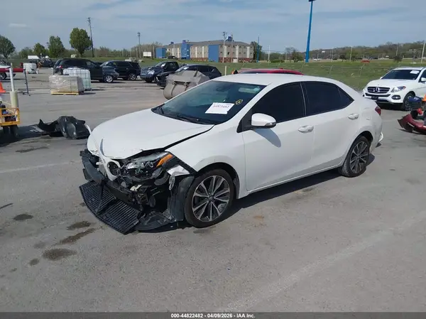 5YFBURHEXKP890727 2019 TOYOTA COROLLA - Image 2