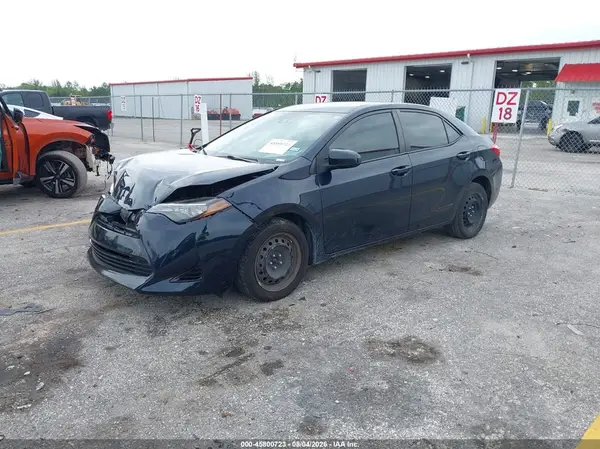 5YFBURHEXKP898486 2019 TOYOTA COROLLA - Image 2