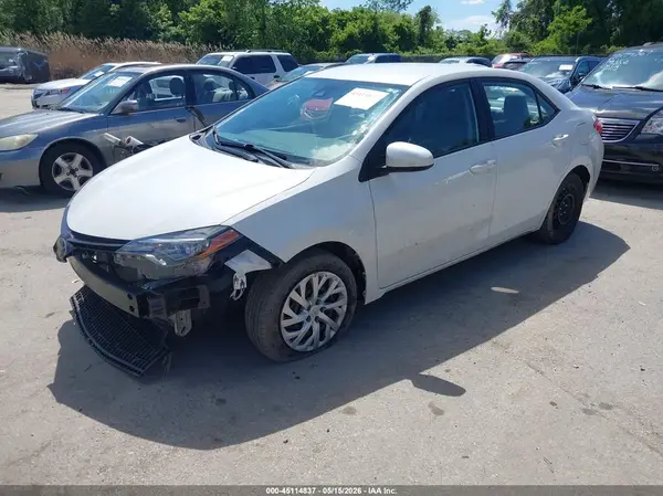5YFBURHEXKP900964 2019 TOYOTA COROLLA - Image 2