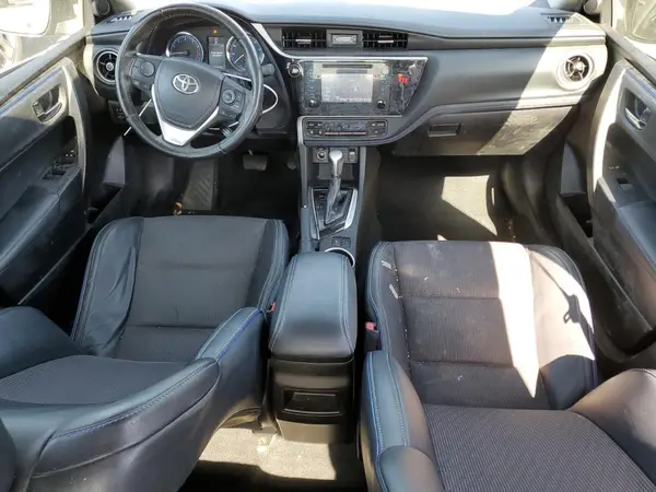 5YFBURHEXKP906215 2019 TOYOTA COROLLA - Image 8