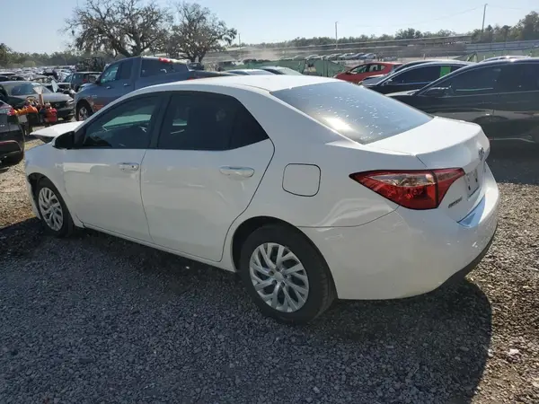 5YFBURHEXKP907543 2019 TOYOTA COROLLA - Image 2