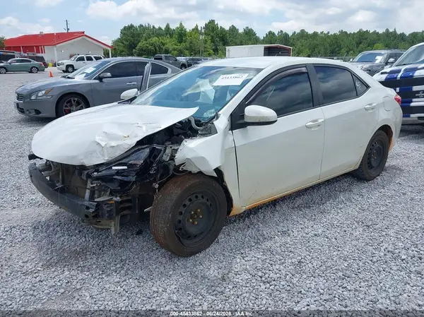 5YFBURHEXKP908742 2019 TOYOTA COROLLA - Image 2