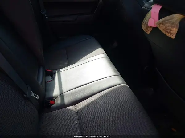 5YFBURHEXKP909258 2019 TOYOTA COROLLA - Image 8
