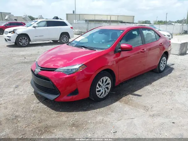 5YFBURHEXKP919630 2019 TOYOTA COROLLA - Image 2
